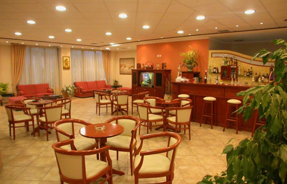 Hotel Alkionis Zacharo Exterior photo